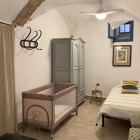 Charming 1900 Andalusian In *